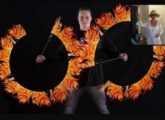 Sosyetenin Yeni Tutkusu Çevir Rahatla