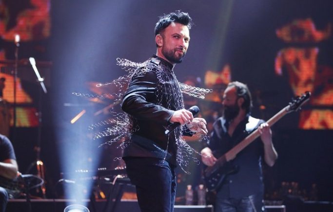 Tarkan Amerika Yolunda