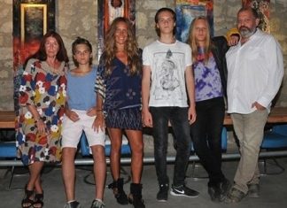 Alaçatı’da Sergi Rüzgarı