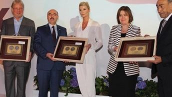 Alp Şen Hayat Veriyor