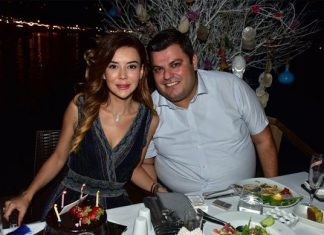 Dostlarla Kutlanan Doğum Günü