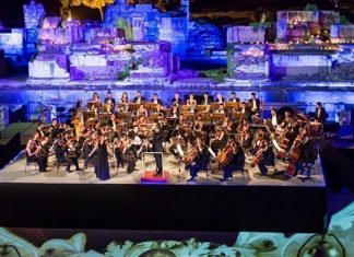 Antik Tiyatro’da Muhteşem Gece