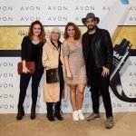 Göz Kamaştıran Pırıltılı Parti