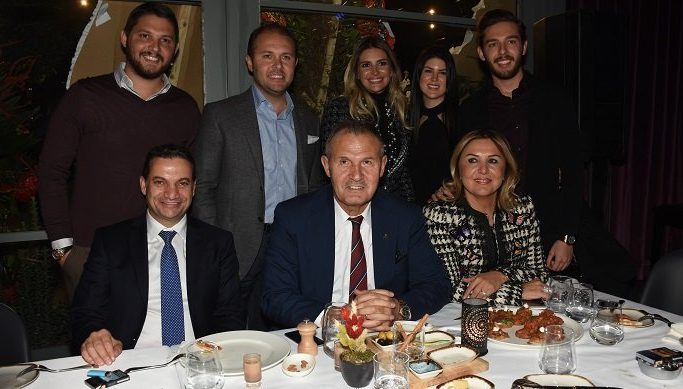 Çetinsayalarda Ailecek Kutlama