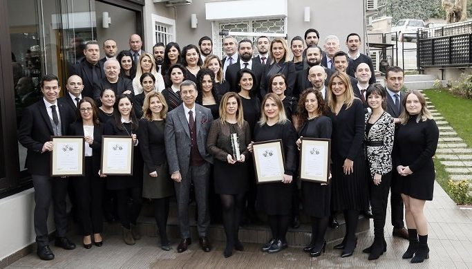 Lobby ile Gururlandıran Ödüller