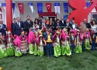 Bizim Çocuklarımız İle Gururlandıran Açılış