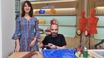 Mehry Mu’dan Ebru Sanatlı Davet!