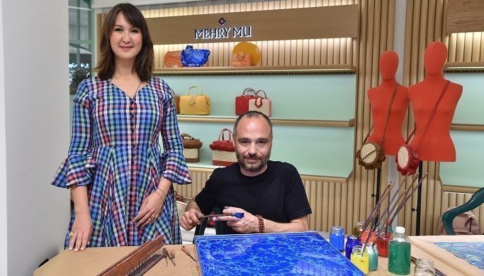 Mehry Mu’dan Ebru Sanatlı Davet!