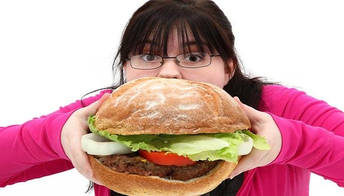 Obezite Kadın Kalbini Daha Fazla Etkiliyor