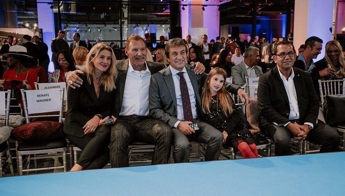 Almanya’da D’S Damat’ın Süper Gala Gecesi