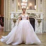 Yeni Gelinlik Modelleri Paris’te Görücüye Çıktı