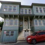 Restore Ettiği Asırlık Köşkü Satışa Çıkardı