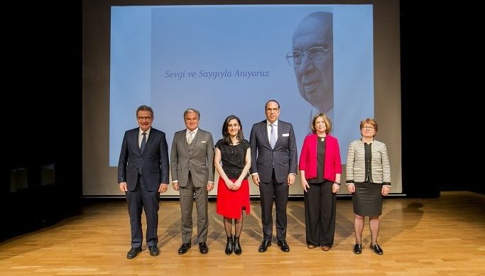Kadir Has Ödülleri İki Bilim Kadınına Verildi