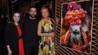 Hayatın Tüm Renkleri #untitledportraits Sergisi İle Capitol’de