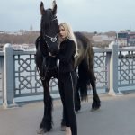 Aleyna Tilki, Jean Modası’nın Kült Parçalarılarıyla!