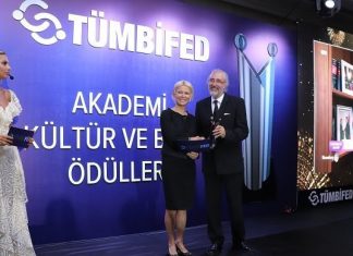 Prof.Dr. Zehra Neşe Kavak’a Jüri Özel Ödülü