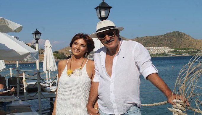 Bodrum’un En “Serin” Sahili Cem Özer’le Partiye Hazır