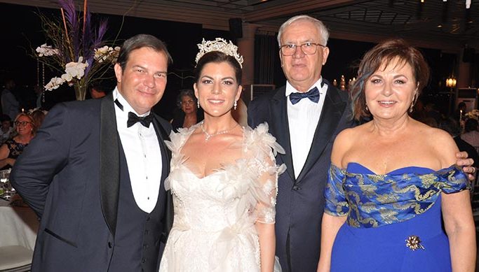 Göz Kamaştıran Düğünde Eğitime Anlamlı Destek