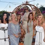 Alaçatı’da Dostlara Yaz Daveti