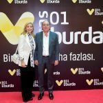01 Burda AVM İş Ve Sanat Dünyasının Katılımıyla Açıldı