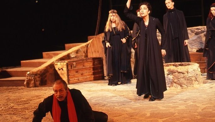 İKSV’den ’Nazım’a Armağan’ Evimize Geldi