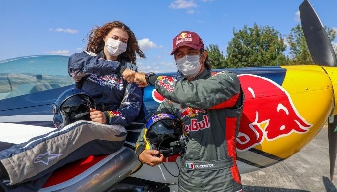 gokyuzunde-akrobasi-heyecani