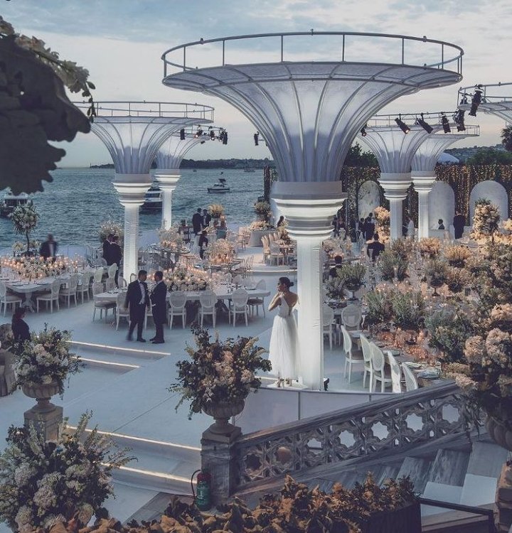 Onlar Erdi Muradına Biz Çıkalım Kerevetine