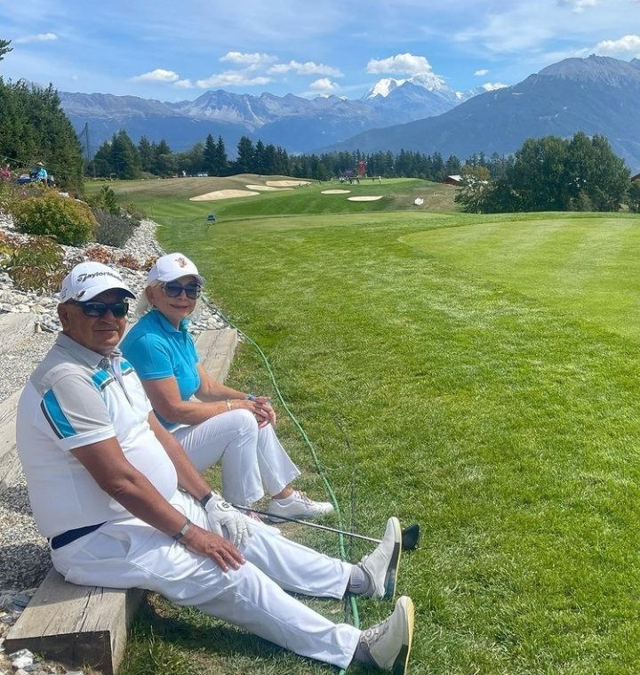 Öztürkler Zirvede Baş Başa