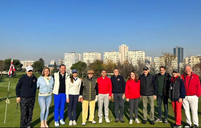 Ataşehir Golf Kulübünde Geleneksel Randevu