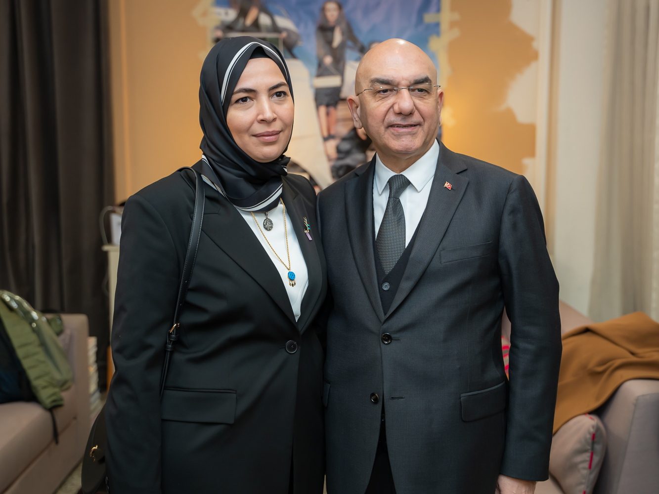 Atıl Kutoğlu’dan Depremzedelere Yardım Etkinliği