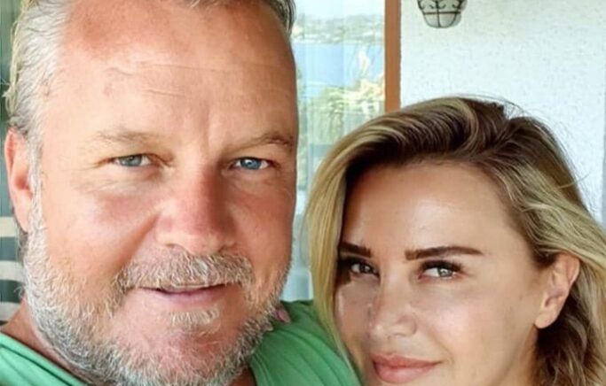 23 Yıllık Evlilik Bitti