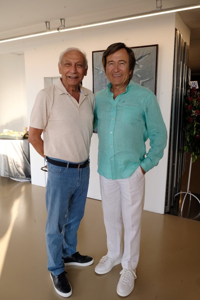 Evgin, Mimari İle Resmi Tuvalde Buluşturdu