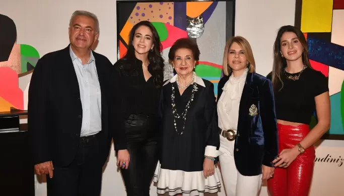 İnci Ertuğ’dan ‘Aşık Mıyım Neyim’ Sergisi